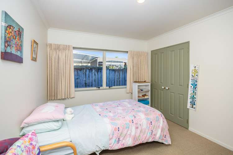 15 Roderick Place Rototuna_23