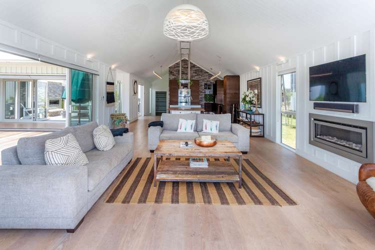 110 Cordyline Crescent Matarangi_6