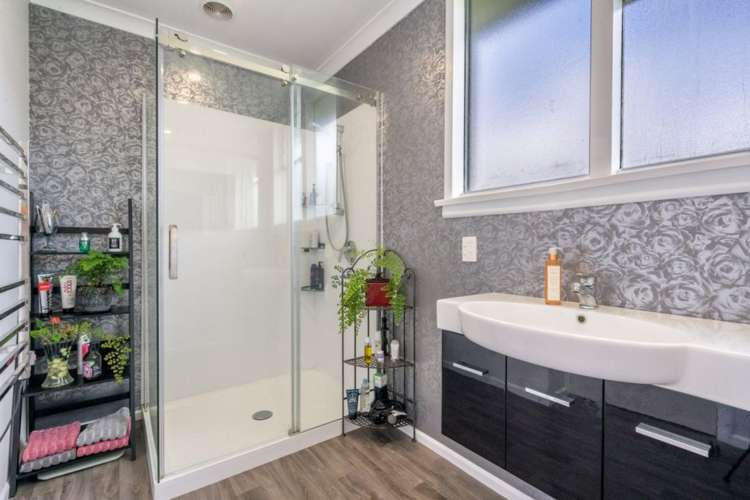 105 Avenal Street Avenal_19