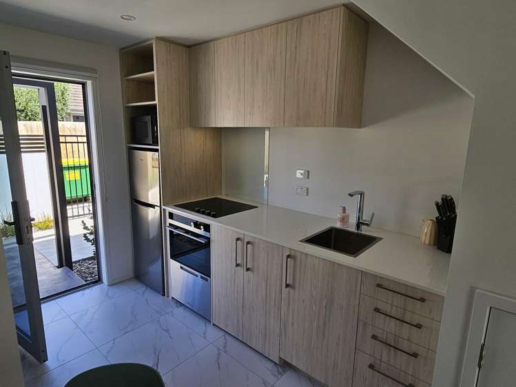  19 Winchester Street Merivale_3