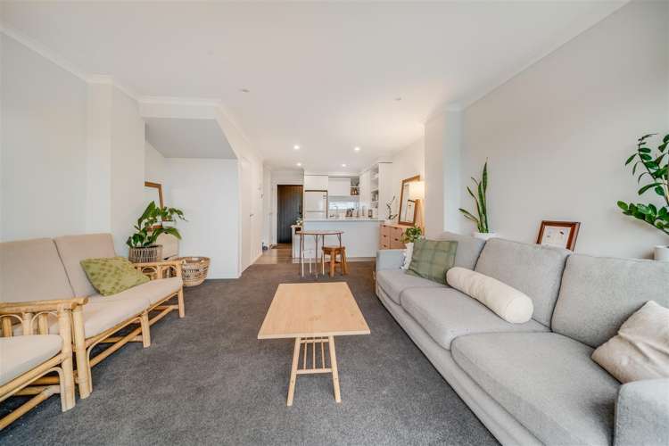 10/14 Ruakiwi Road Hamilton Lake_6