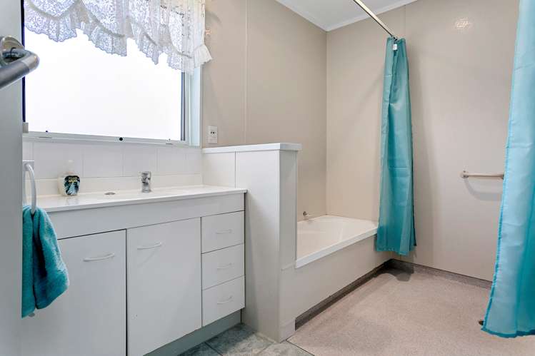 9a Cedar Crescent Matamata_5