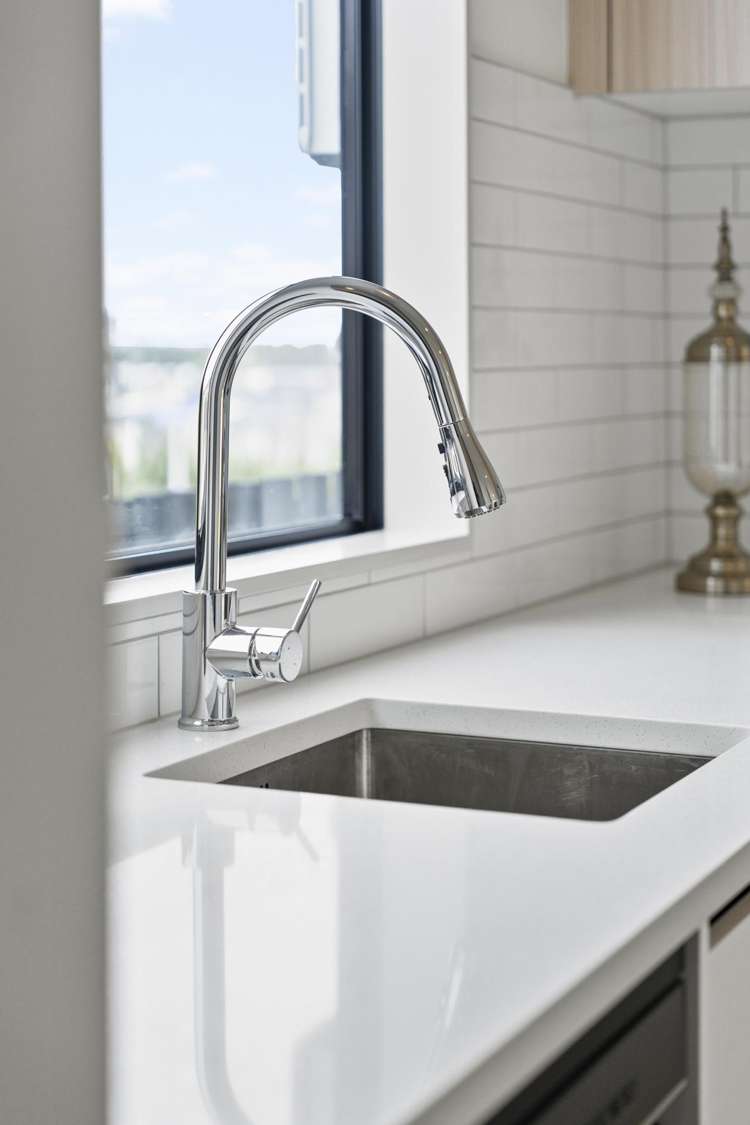 1/2 Whakatupu Road Flat Bush_8