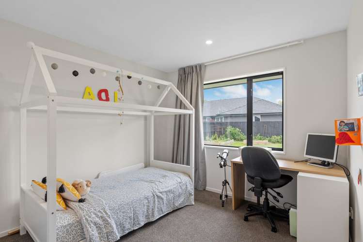 17 Owen Drive Darfield_14