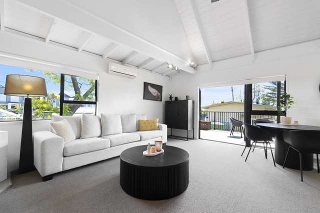 58B Aeroview Drive Beach Haven_4