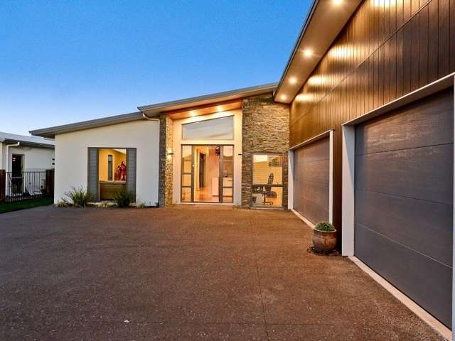 12 Derwent Place Flagstaff_1