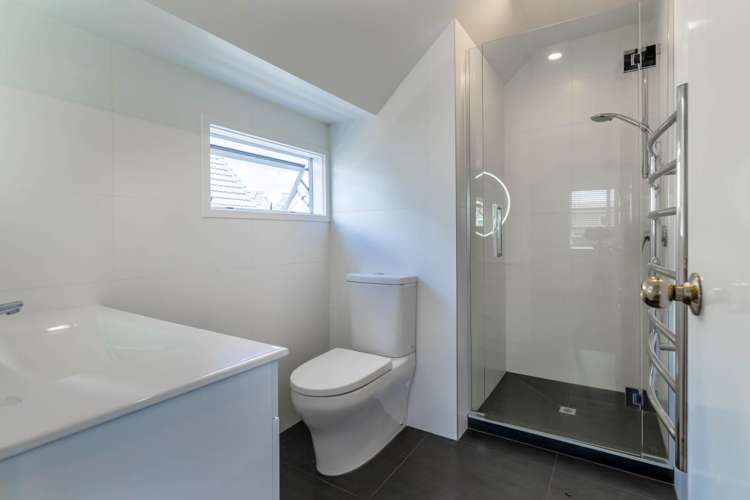 23A Dell Avenue Remuera_9