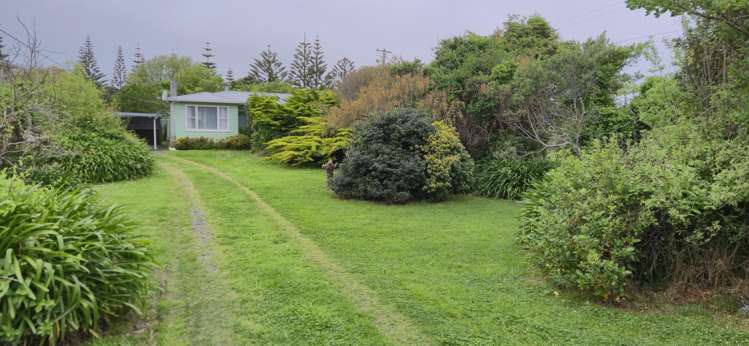 12 Ngatitoa Street Takapuwahia_3