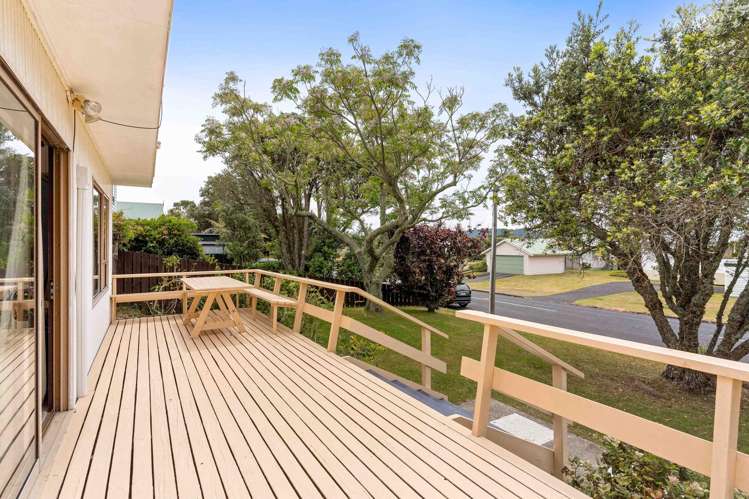 419 Linton Crescent Whangamata_5