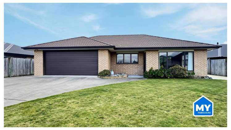 215 Frimley Oaks_0