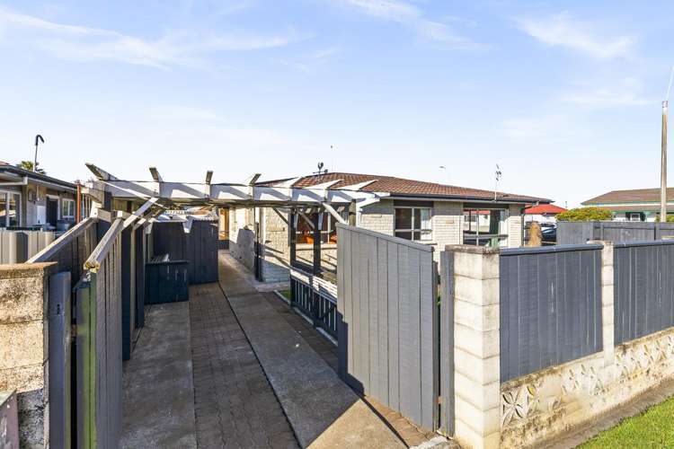 300 Willowpark Road North Hastings_17
