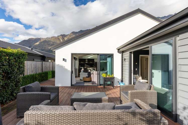 5 Bannister Street Jacks Point_24