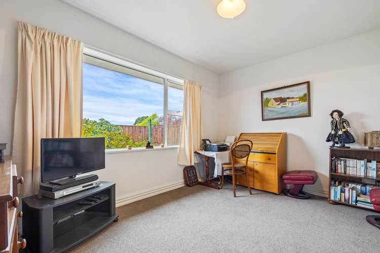 17 Littles Lane Woodend_12