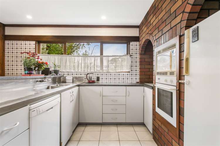 135a Parrs Cross Road Glen Eden_21