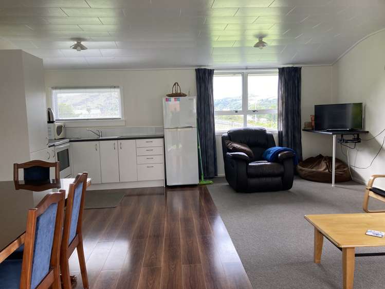 57 North Street Mokau_19