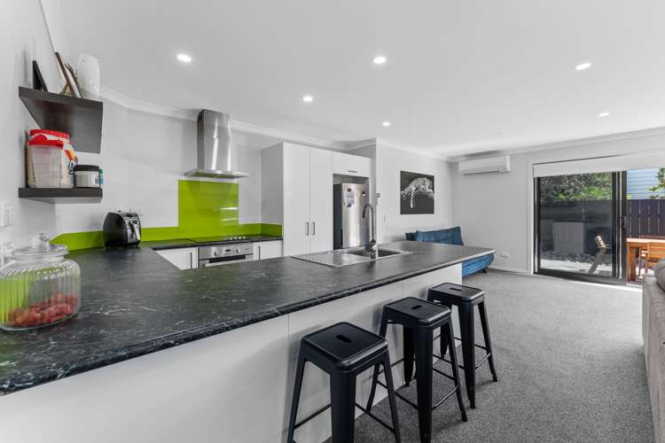 67a Queen Street Waitara_5