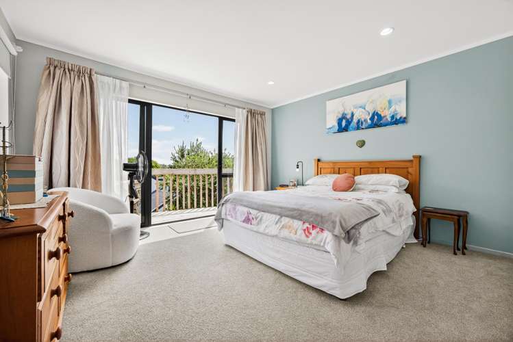 14/61A Birkdale Road Birkdale_7