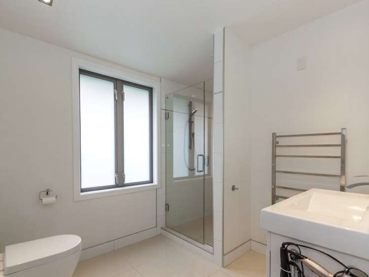 41 Liberty Grove Kelvin Grove_13