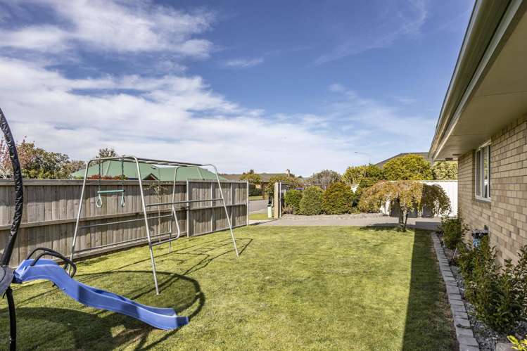 22 Paget Drive Woodend_41