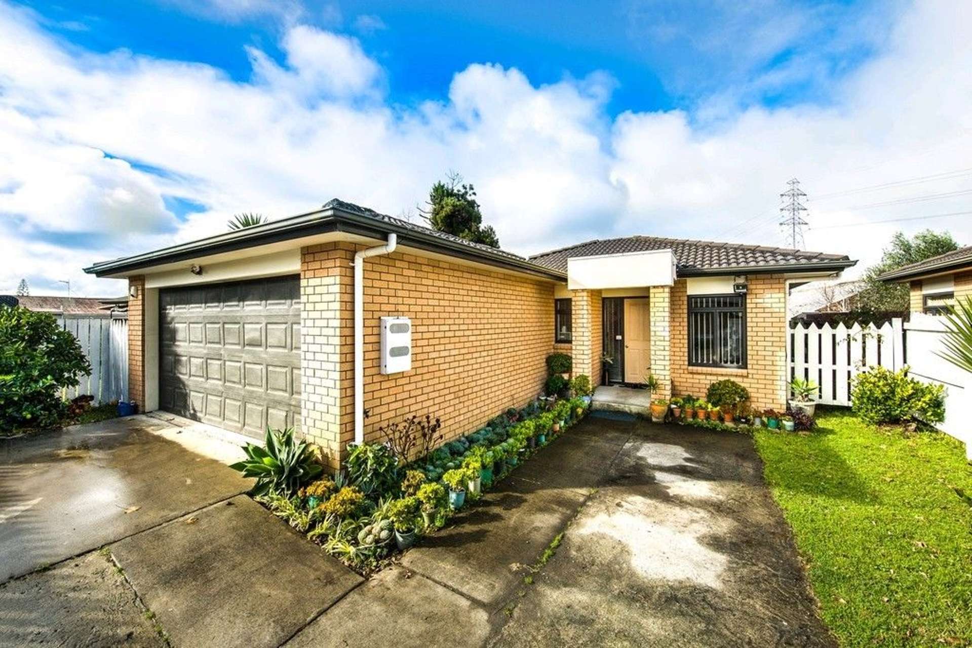 25b Gray Avenue Mangere East_0