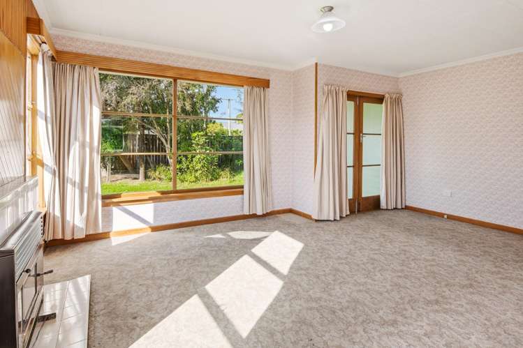 64 New Renwick Road Burleigh_10