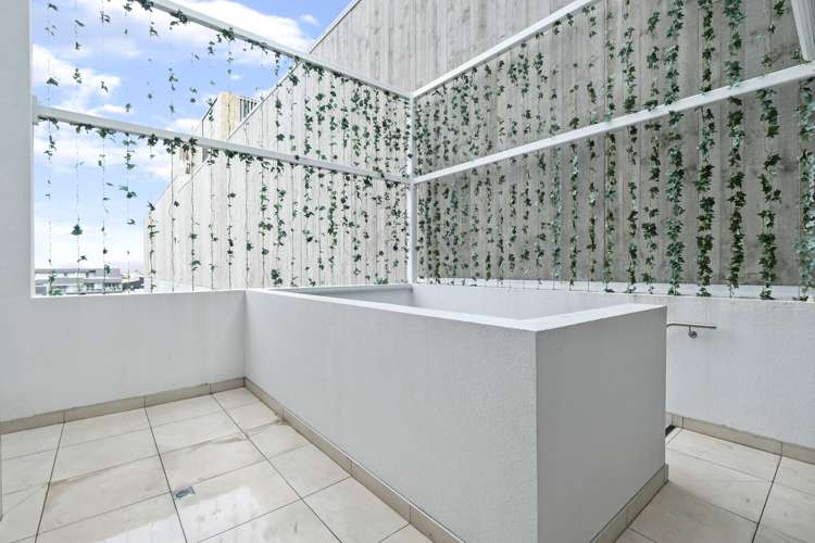 102/11 Vinegar Lane Grey Lynn_14