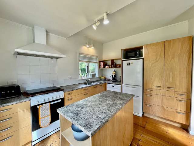 24 Queens Road Waikanae Beach_4