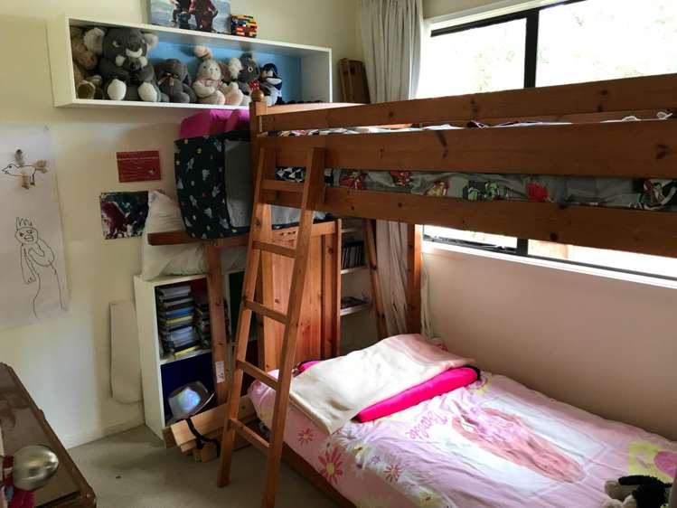 10 John Webster Place Glen Eden_9