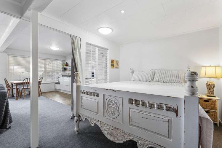 28 Sunny Bay Road Matua_10