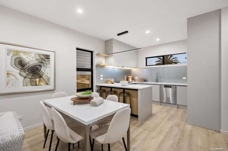 152b Botany Road Botany Downs_6