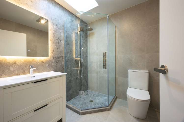 12-14 Taupo Street Green Bay_10