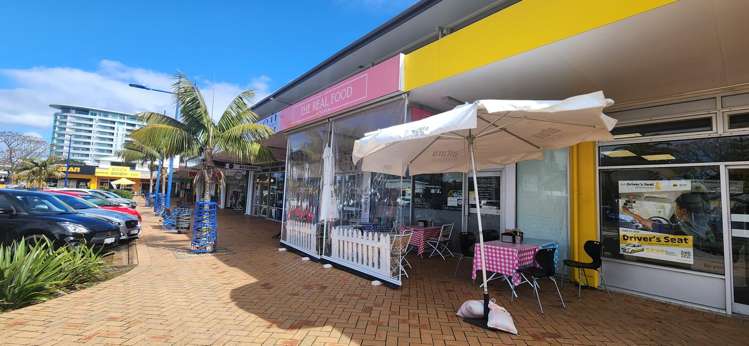 32/12-14 Florence Avenue Orewa_2