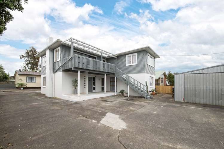 706 Te Atatu Road Te Atatu Peninsula_2