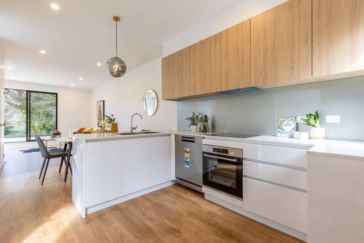 18/26 Springvale Drive_0