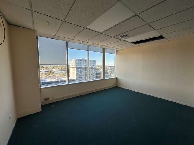 20 Amersham Way City Centre_2