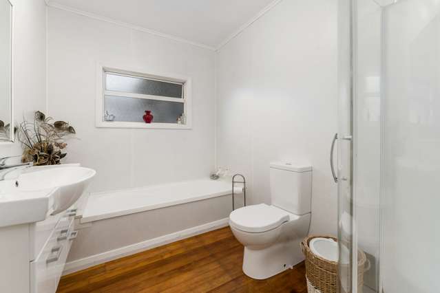 1/5 Ngaio Street Stoke_3