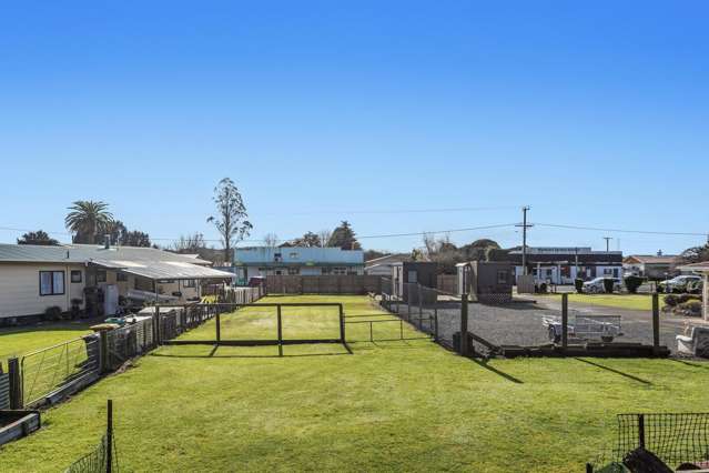 Versatile 1,011m2 Section in Waimana Village