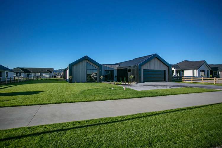 22 Alan Livingston Drive Cambridge_25