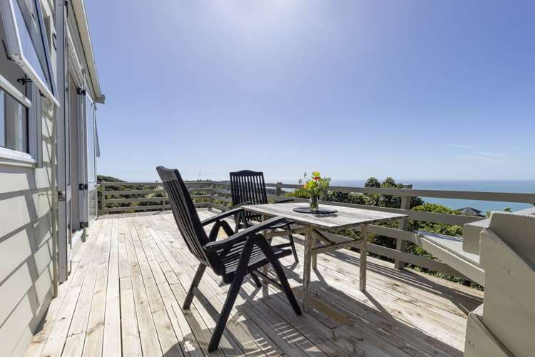 41 Te Ahuahu Road Piha_15