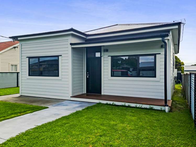 42 Collins Street Hawera_18