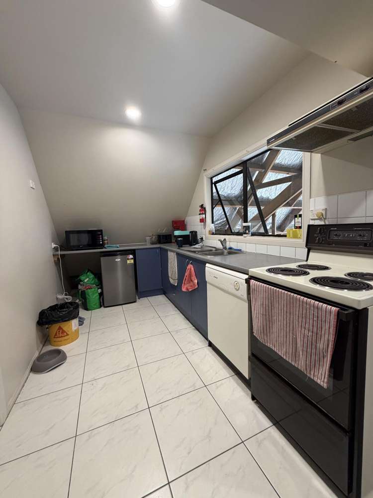 7/11 Markedo Place Papakura_2