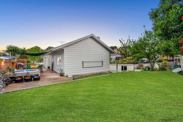 81A William Bayes Place Red Beach_1