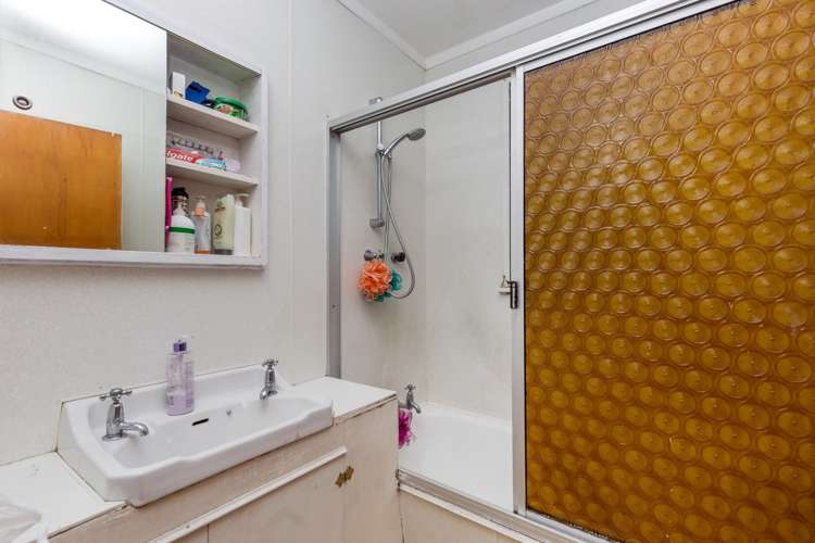 47b Glen Marine Parade Glendene_17