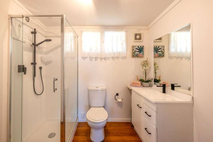 72 Wharf Road Ostend_14