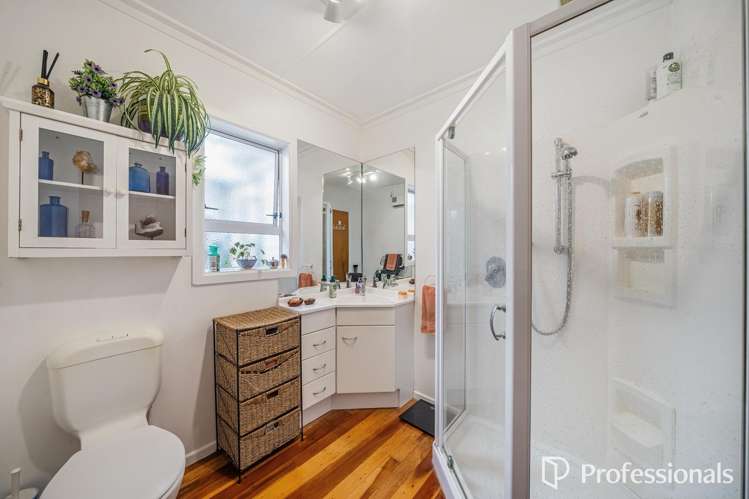19 Gardiner Grove Wainuiomata_21