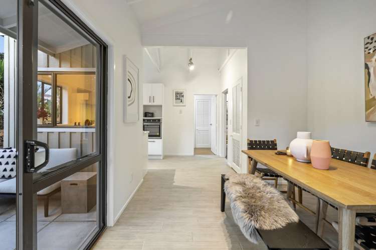 2/1 Totara Grove Hillcrest_16