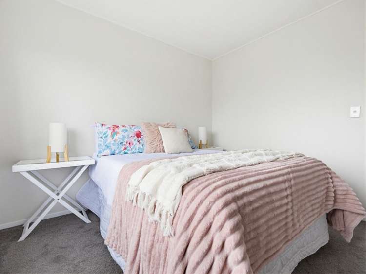 22 Price Crescent 11385_13