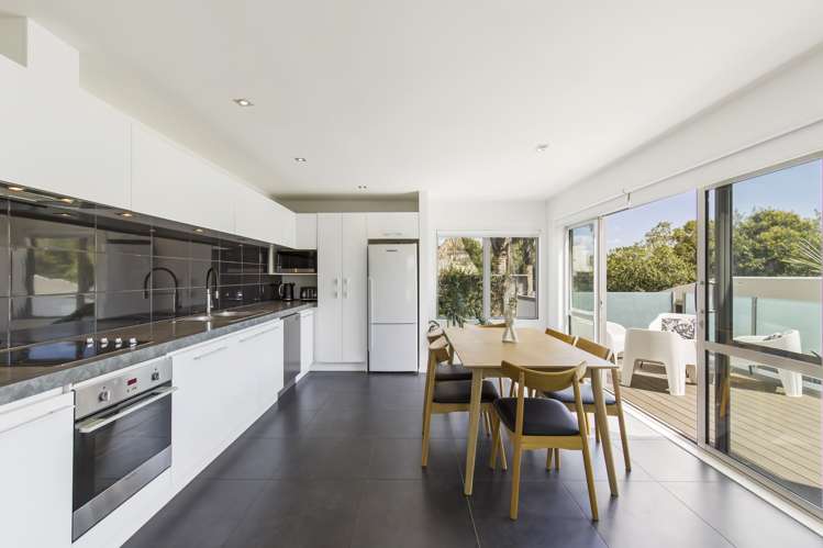 28b Taylor Road Mangere Bridge_8