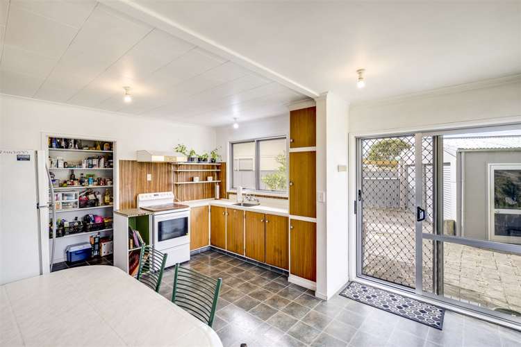 7 Lyttelton Crescent Tamatea_5