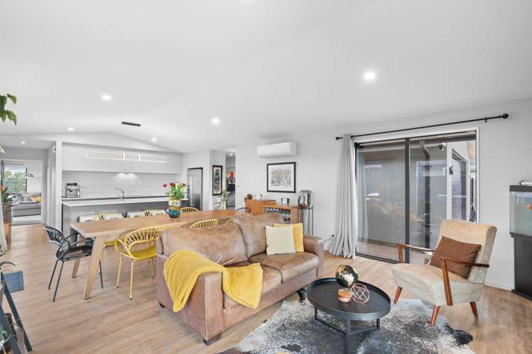 44 Candlesticks Crescent Lincoln_5